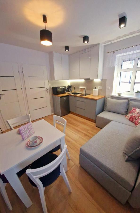 Apartament Przy Deptaku Jelenia Góra Exterior foto